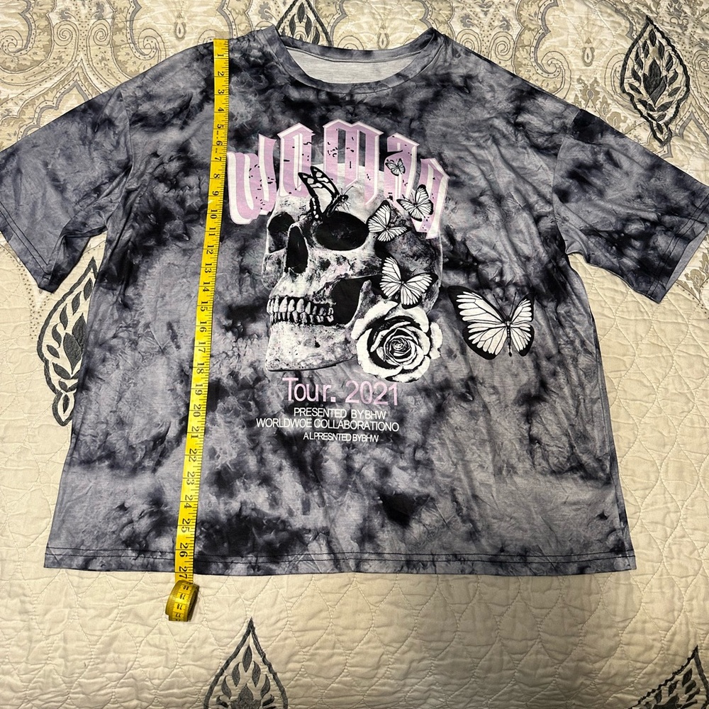 SHEIN woman tour 2021 skill butterfly tie dye shirt black white - Picture 2 of 5